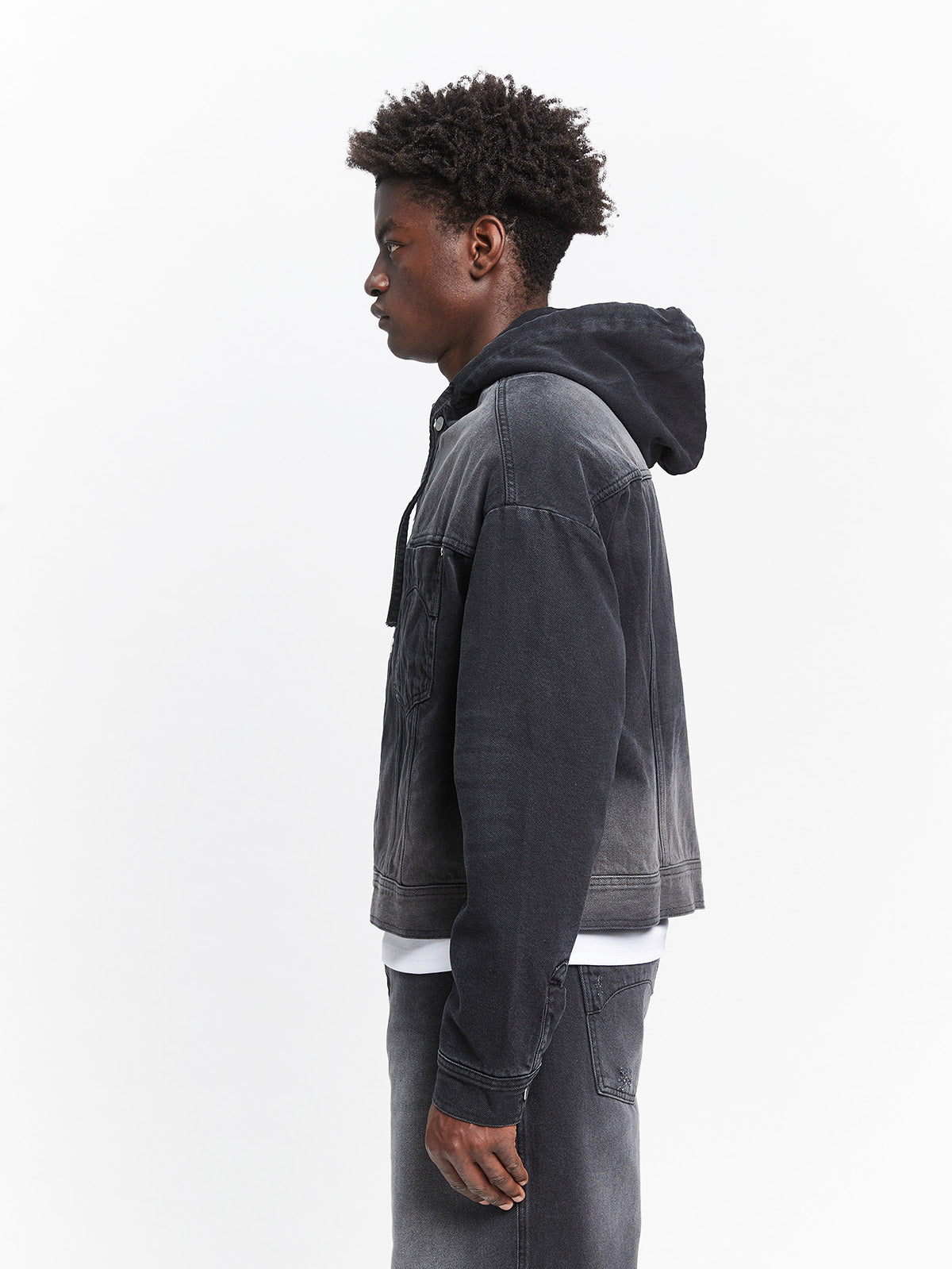 ESSENTIAL DENIM JACKET - WASHED BLACK