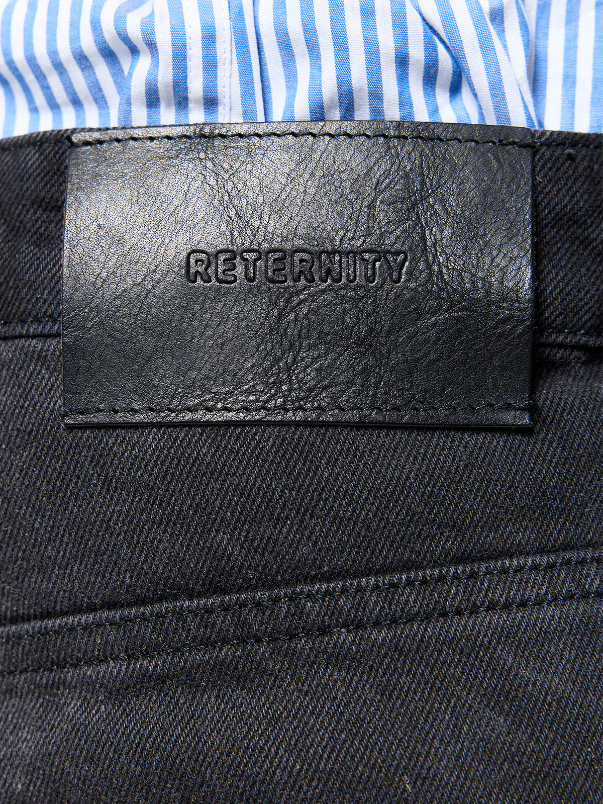 ESSENTIAL BAGGY DENIM - WASHED BLACK