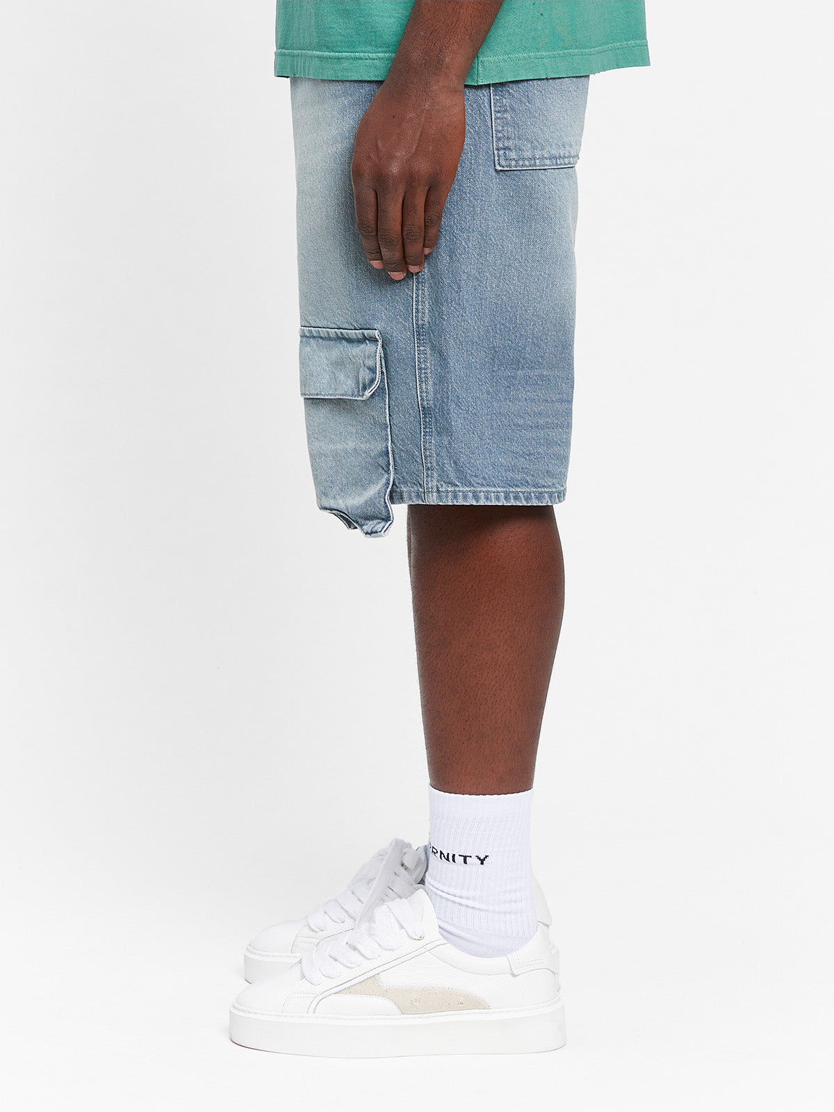 ESSENTIAL DENIM CARGO - WASHED BLUE