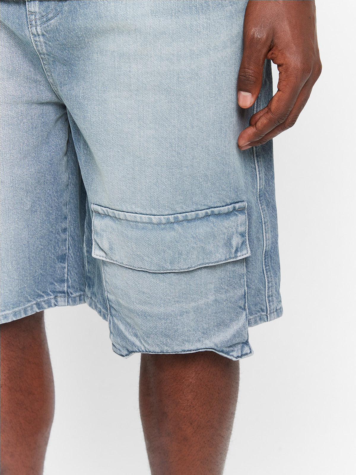 ESSENTIAL DENIM CARGO - WASHED BLUE