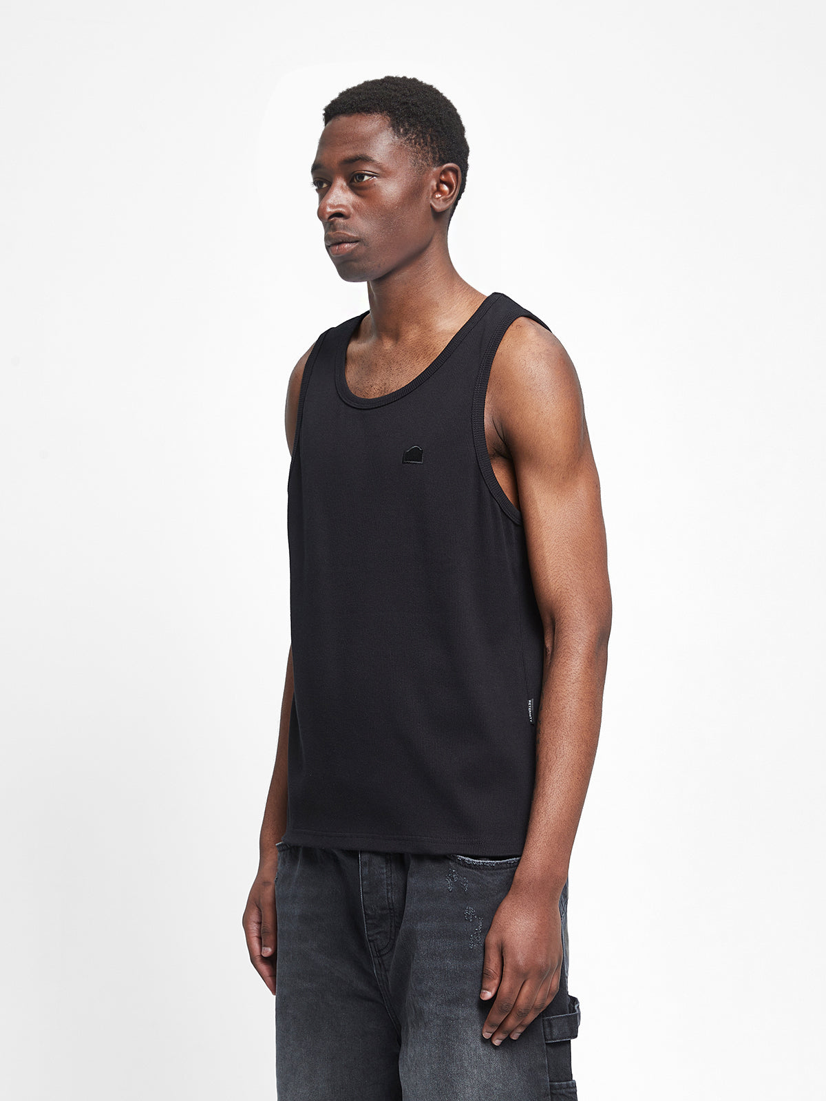 SIGNE TANK TOP - BLACK