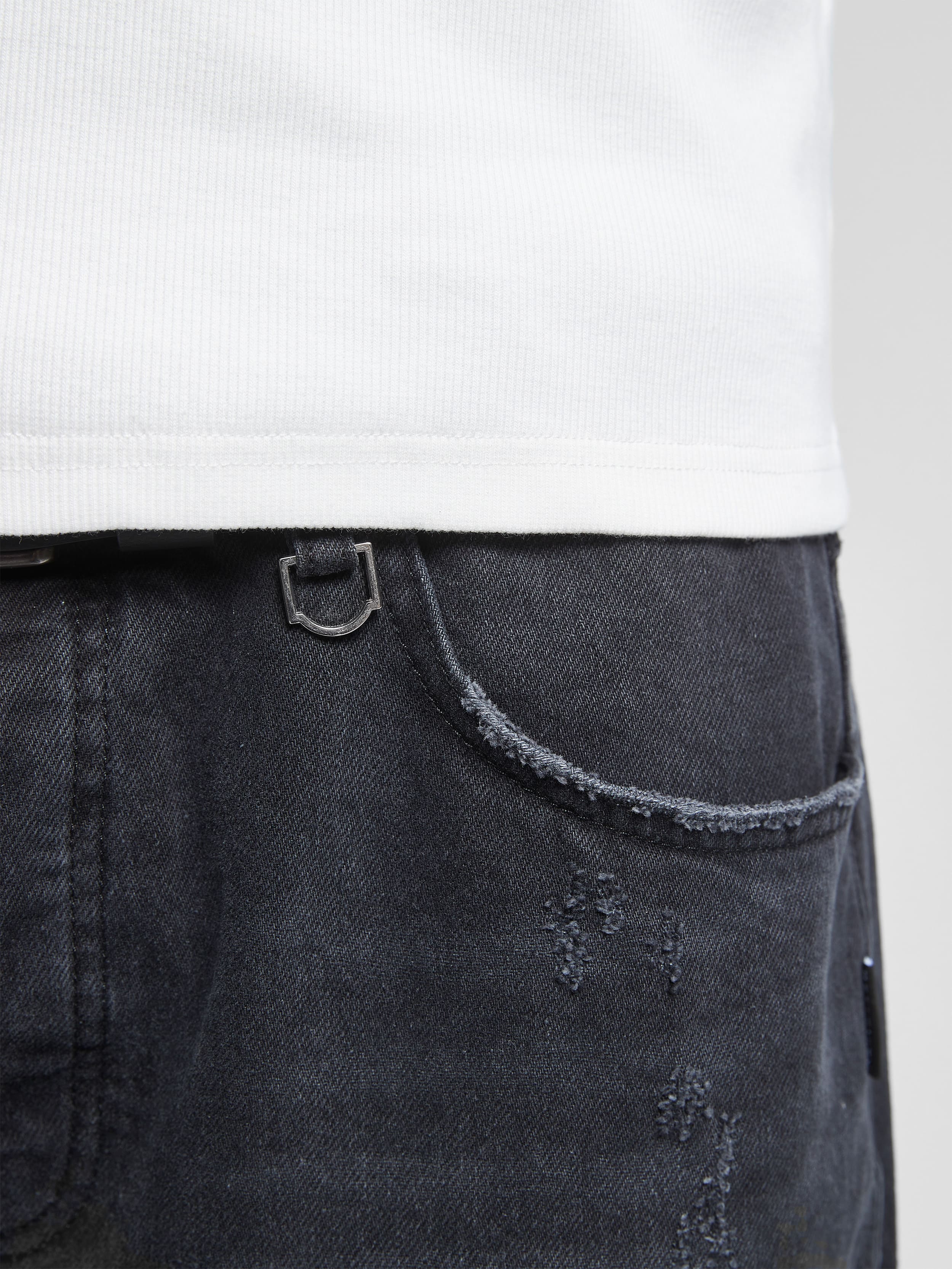 ESSENTIAL JORTS - WASHED BLACK