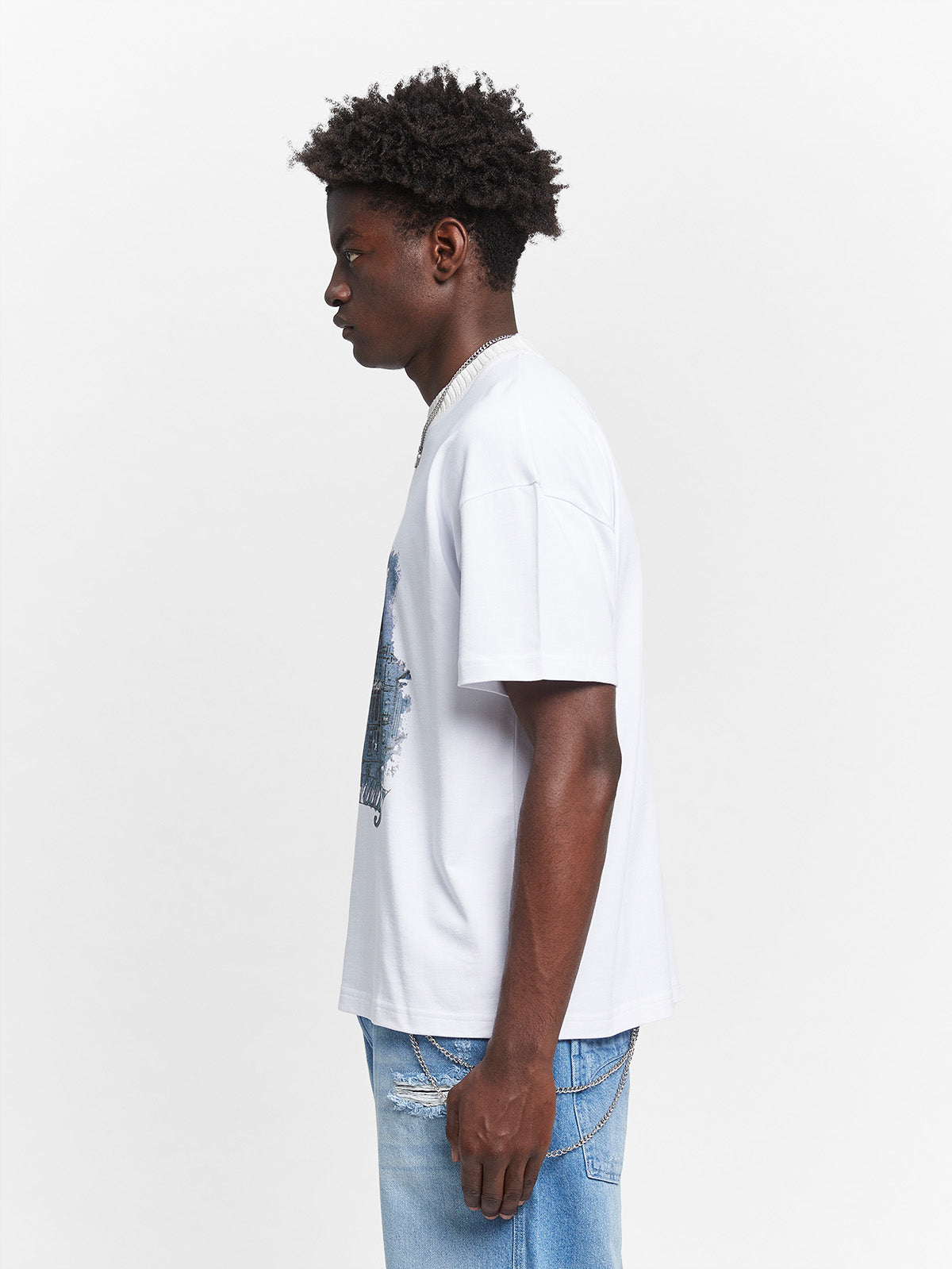 ARTIST BY NIGHT T-SHIRT - WHITE