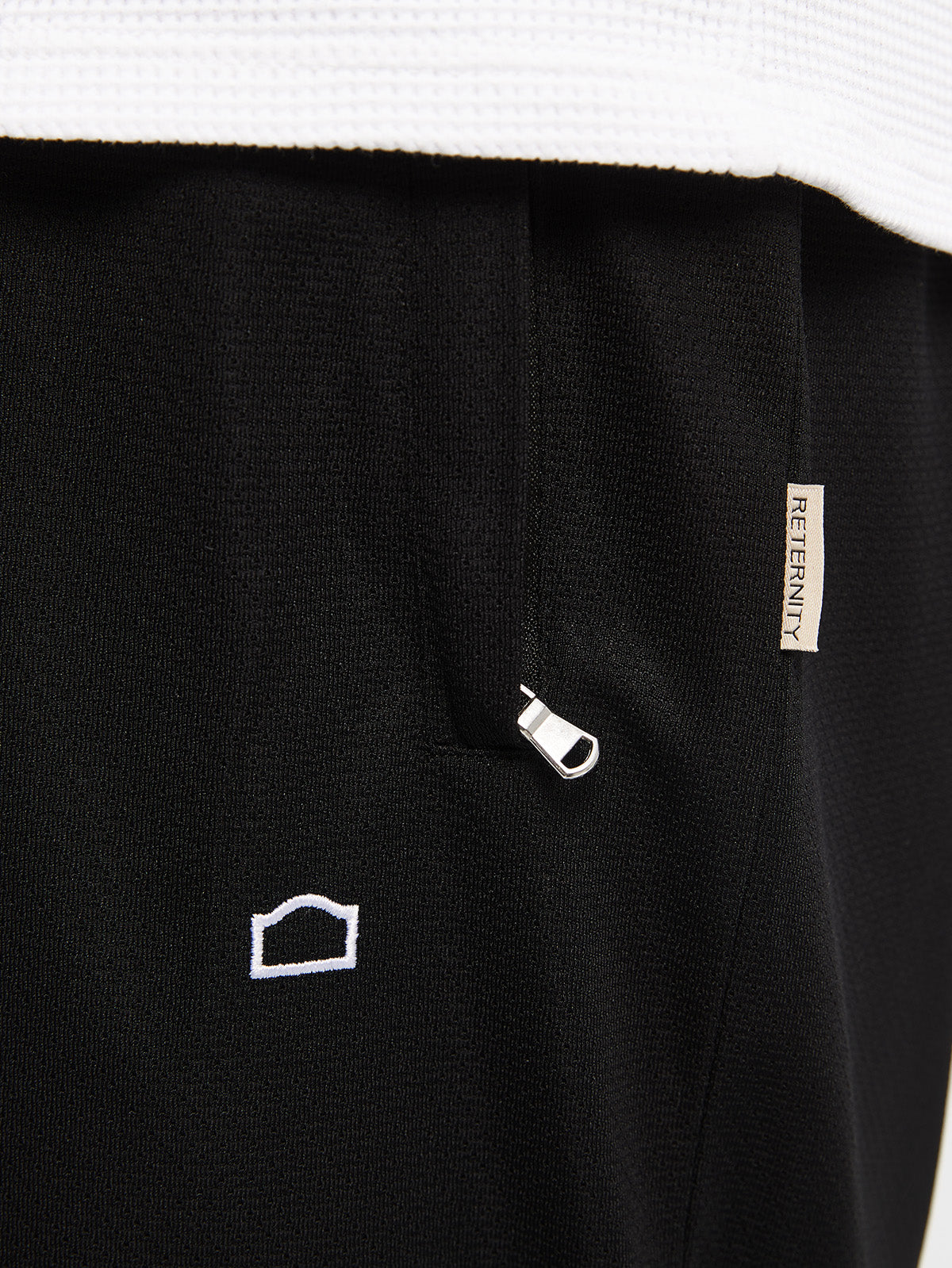 SIGNE MESH SHORTS - BLACK