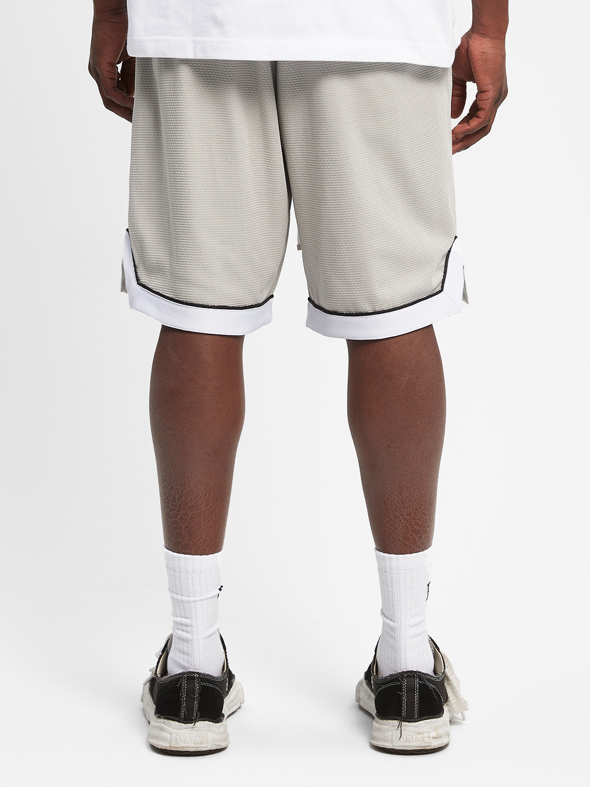 SIGNE MESH SHORTS - FADED GREY