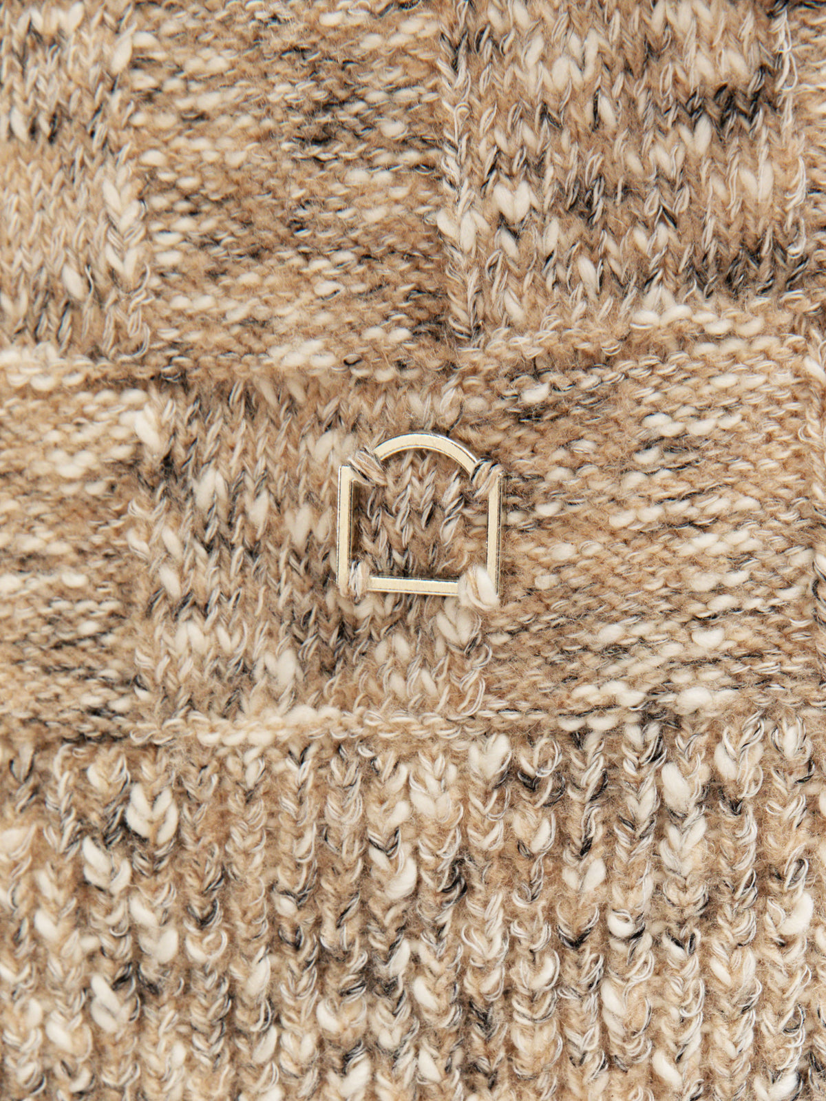 ARTISAN KNIT SWEATER - SAND