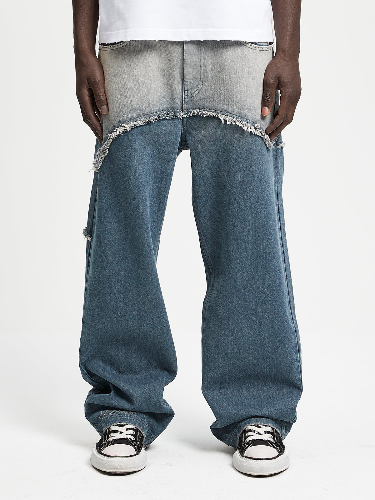 SPRAYED SPLIT DENIM - WASHED BLUE