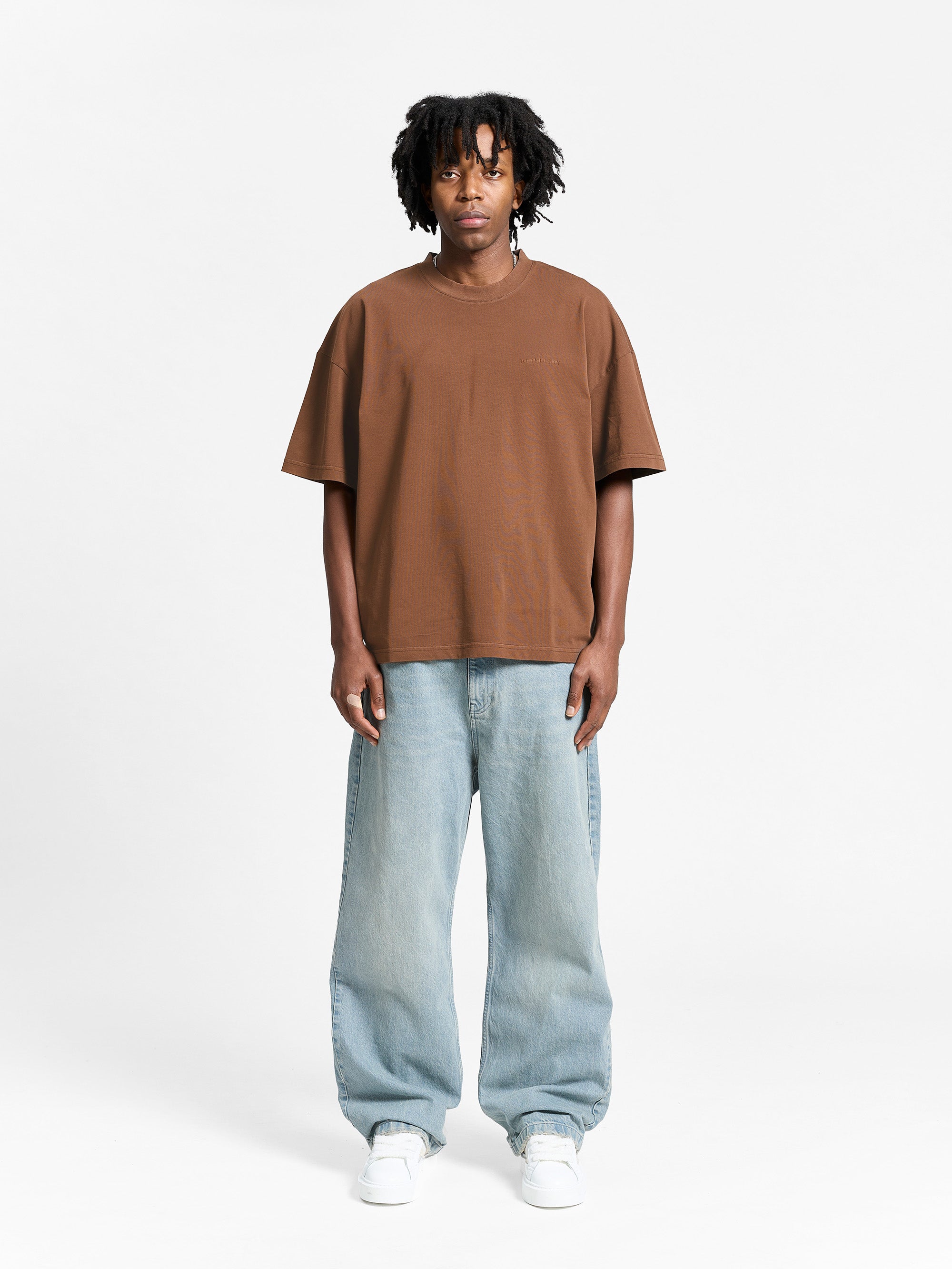 ESSENTIAL T-SHIRT - BROWN
