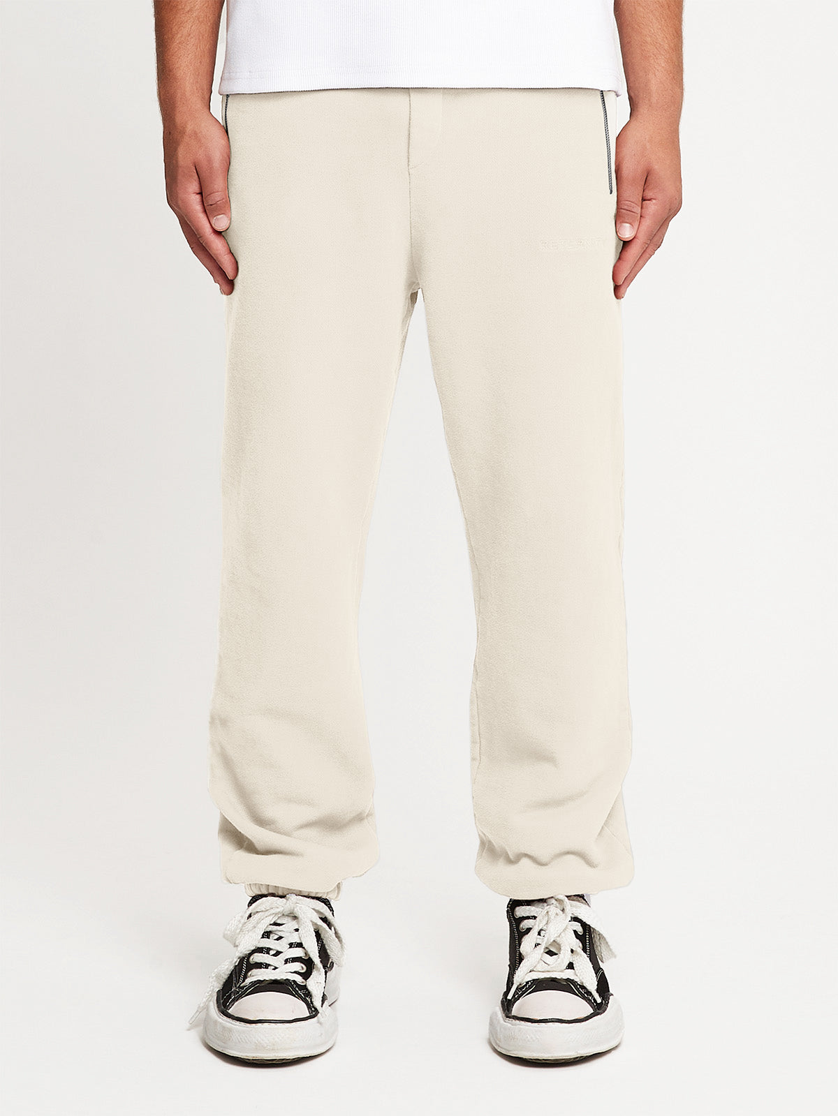 ESSENTIAL SWEATPANTS - CREAM
