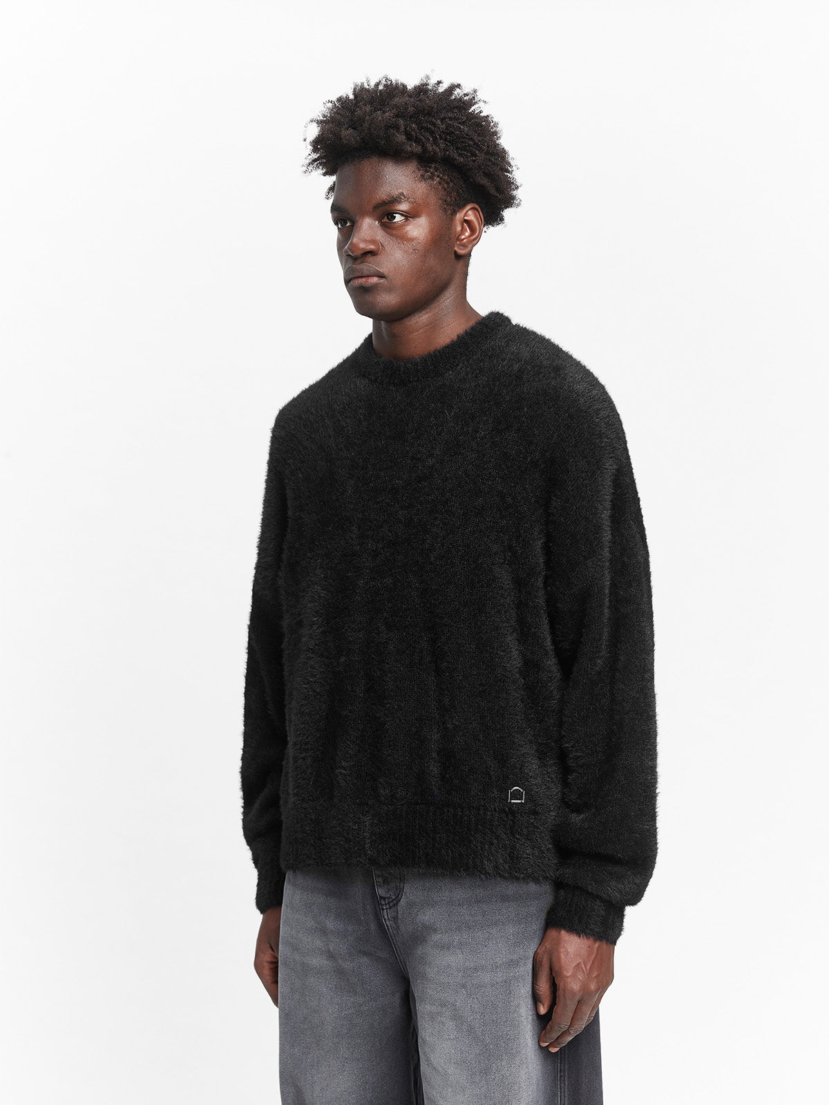 ESSENTIAL FURRY KNIT SWEATER - BLACK