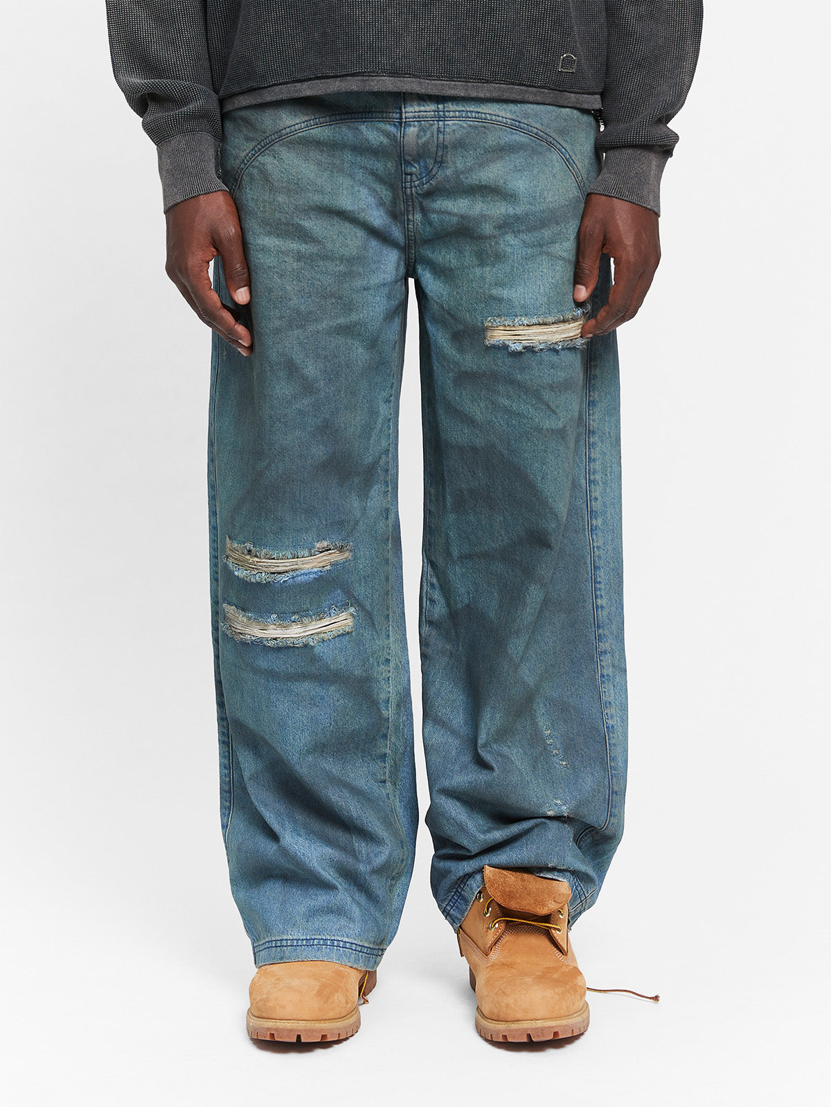 PAINTED ARTISAN DENIM - WASHED BLUE