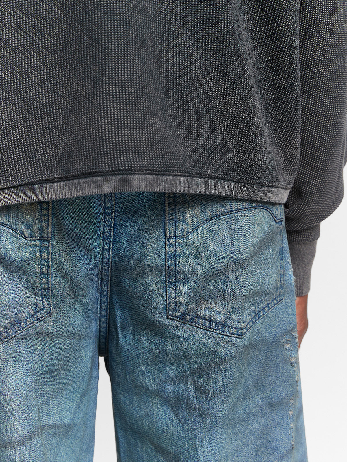 PAINTED ARTISAN DENIM - WASHED BLUE