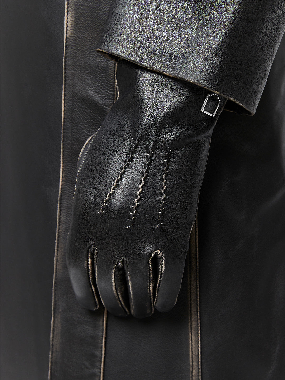 LISSE LEATHER GLOVES - BLACK