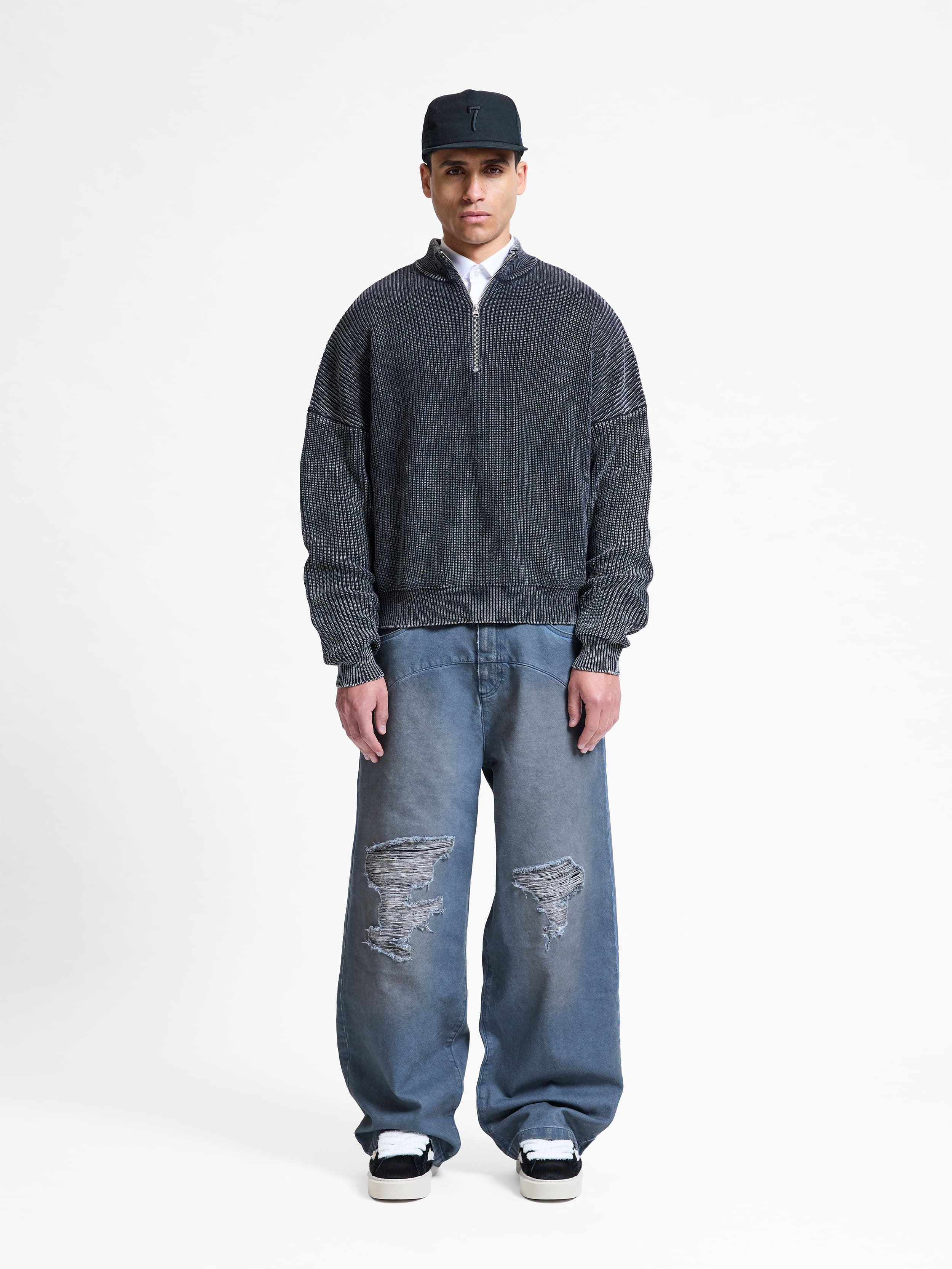 WASHED KNIT HALF ZIP - ACID BLACK