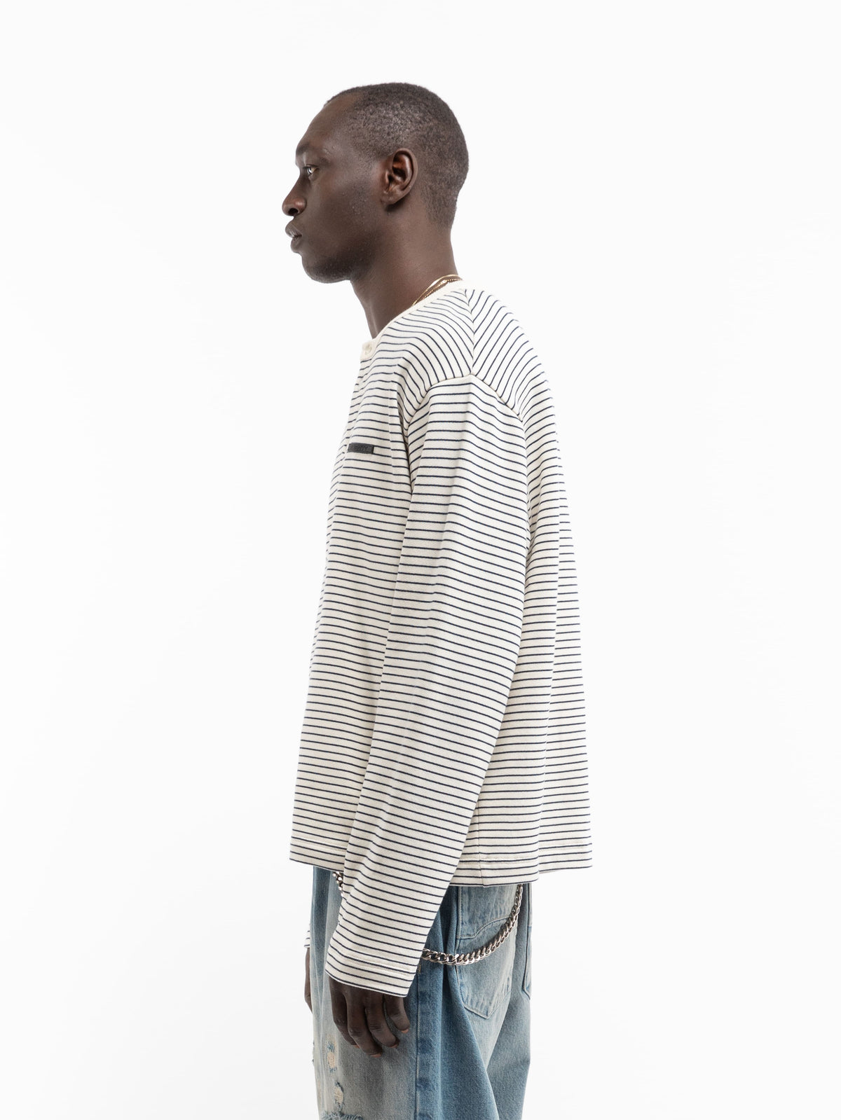 HENLEY STRIPE LONGSLEEVE - OFF WHITE/NAVY
