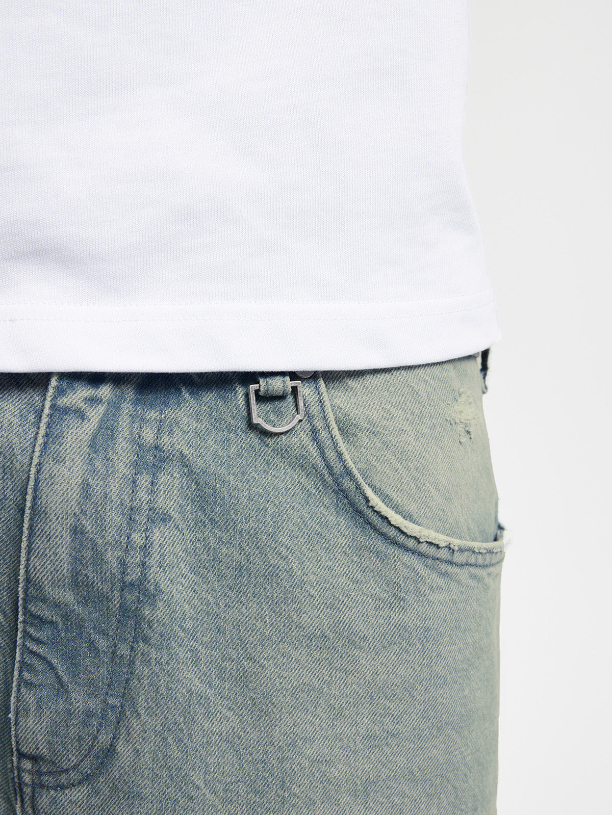 ESSENTIAL BAGGY DENIM - LIGHT BLUE