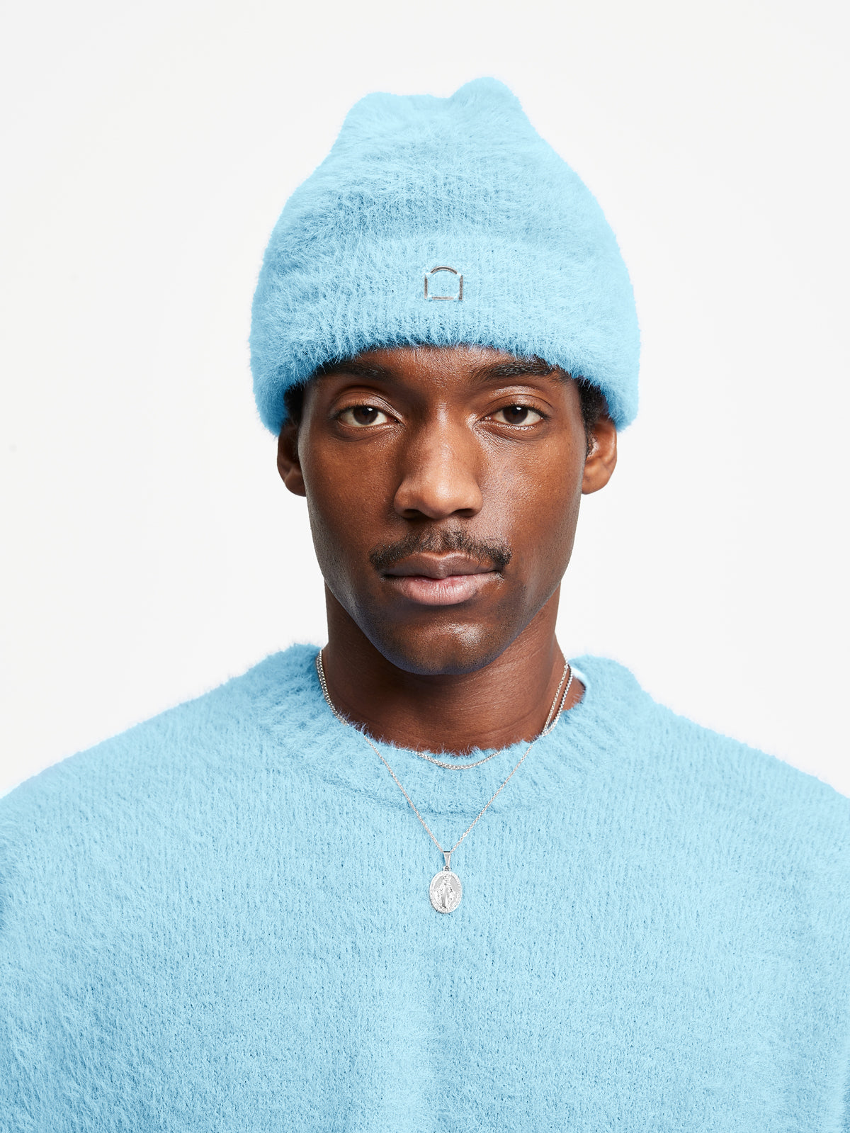 FURRY BEANIE - LIGHT BLUE