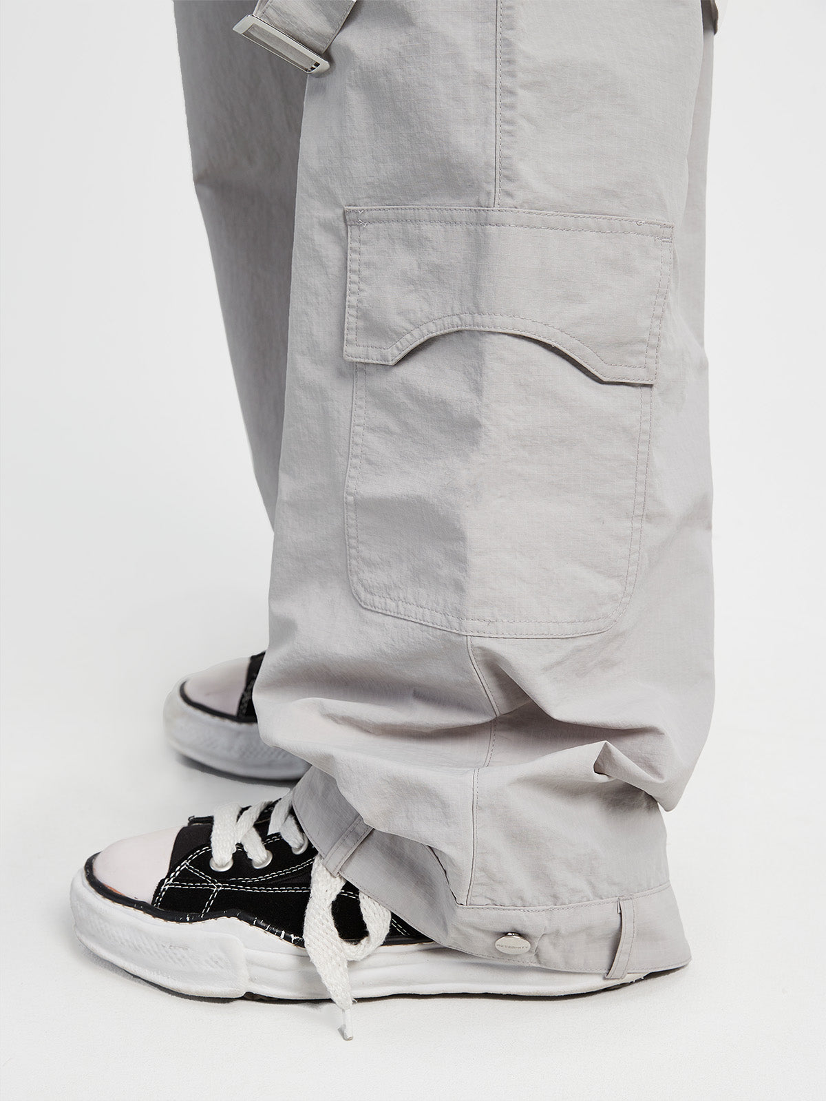 TECH CARGO PANTS - GREY