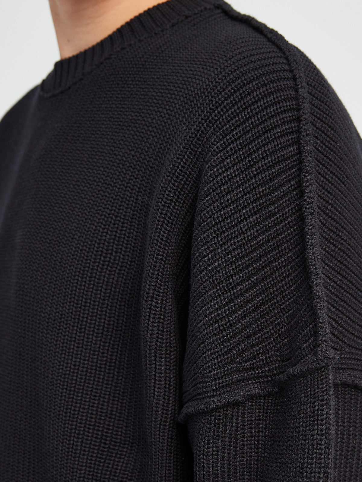 CREATIVE DEPT KNIT SWEATER - BLACK