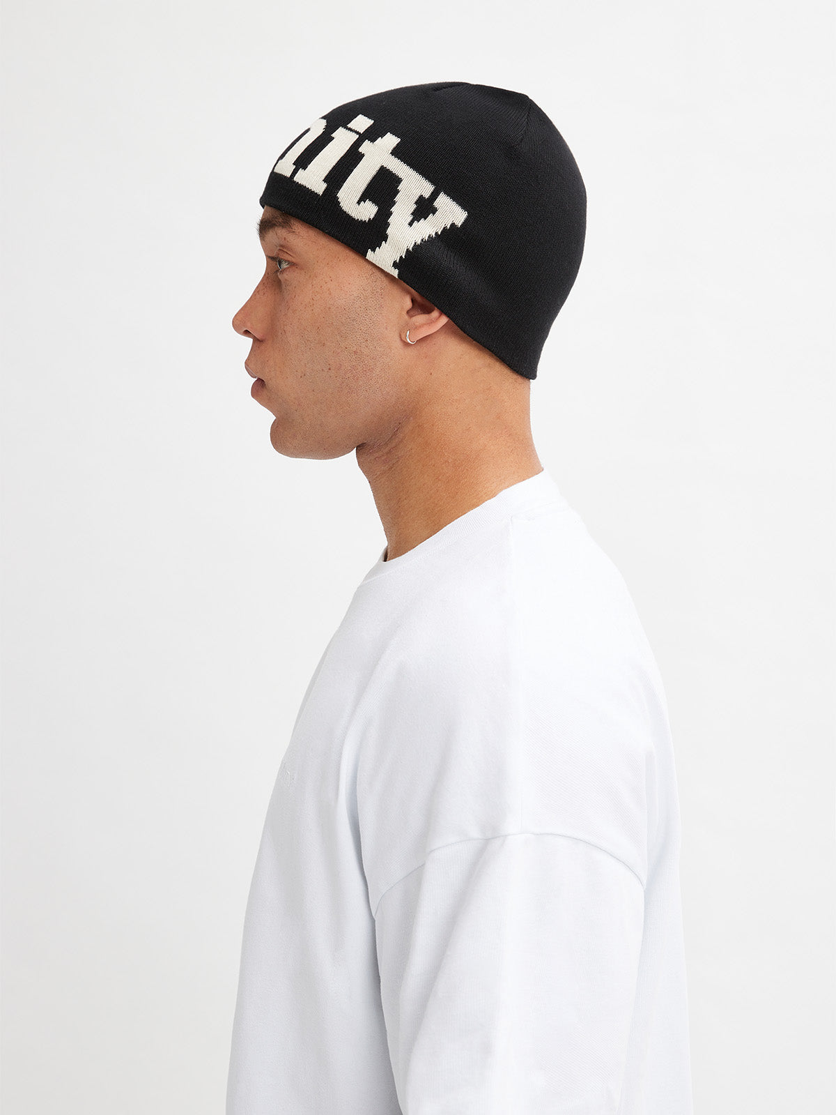 LOGO BEANIE - BLACK/CREAM