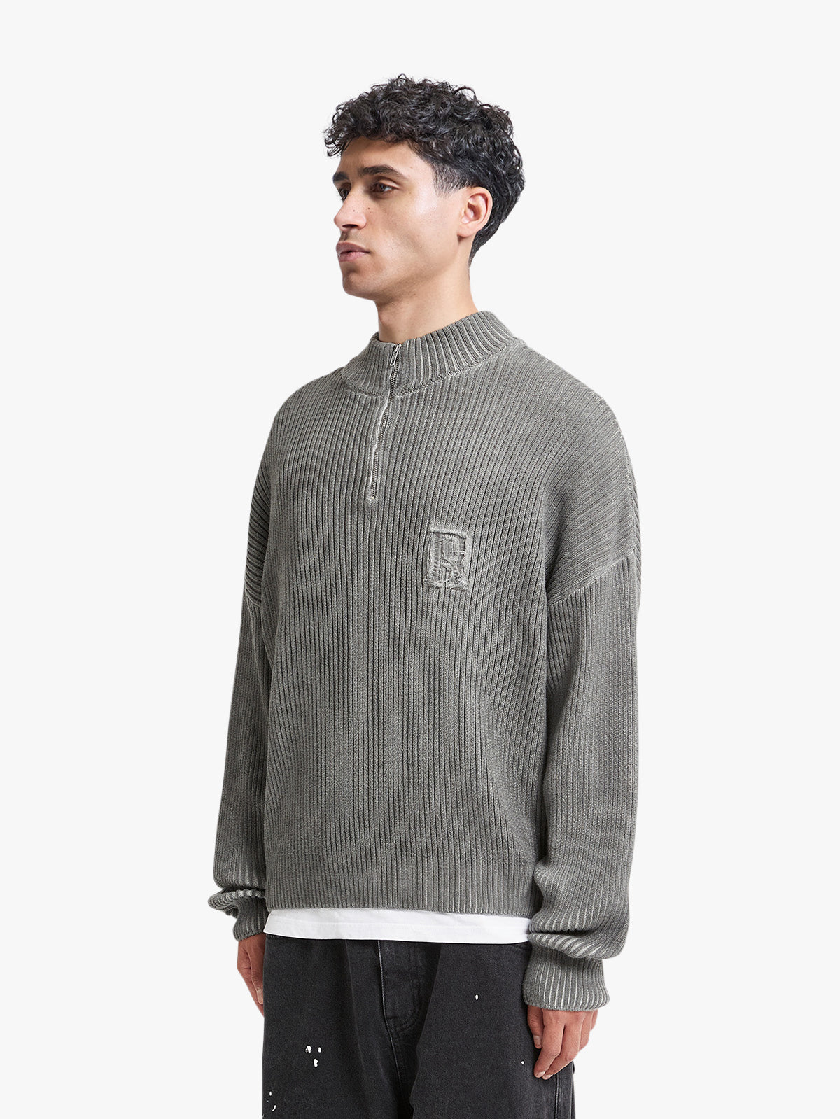 WASHED KNIT HALF ZIP - GREY